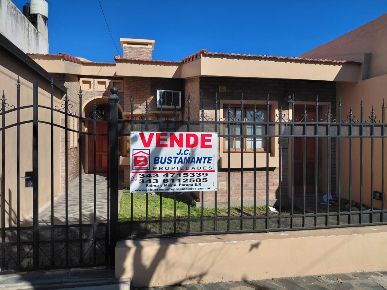 Venta Casa calle Maipu y P. Peron 