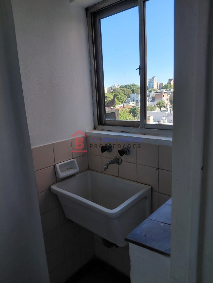 Alquiler departamento 25 de Mayo al 800