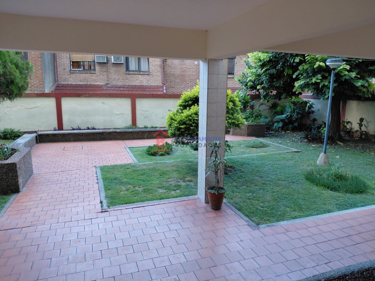 Alquiler departamento 25 de Mayo al 800