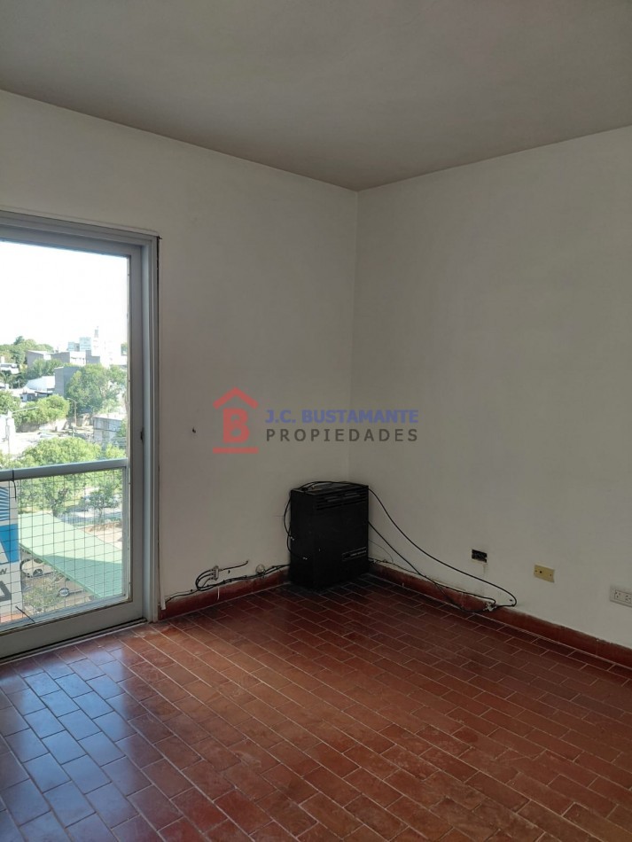 Alquiler departamento 25 de Mayo al 800