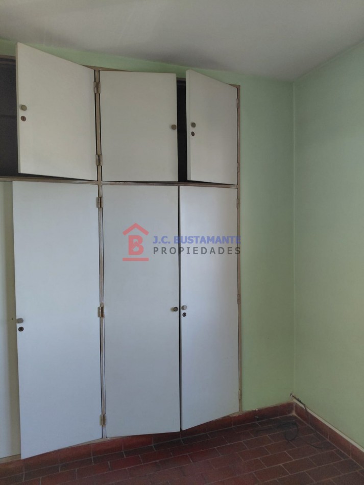 Alquiler departamento 25 de Mayo al 800