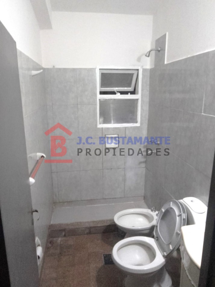 Alquiler Departamento Pna 13 calle 1er Mayo 