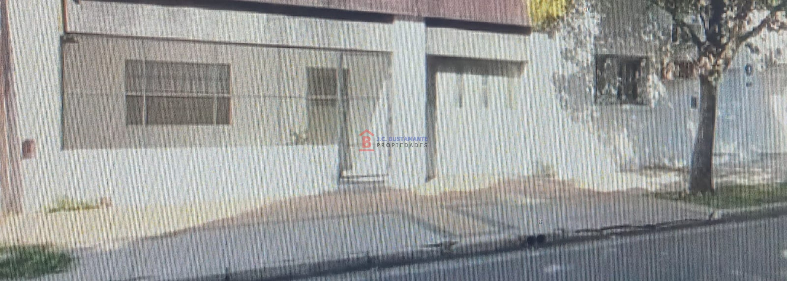 Venta Casa calle Chacabuco 677