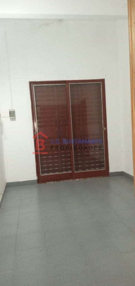Alquiler casa Maipu 476