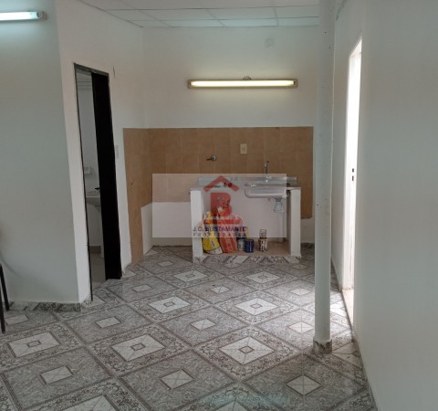 Alquiler Monoambiente calle Brasil 1037