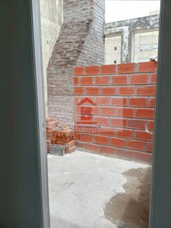 Alquiler Monoambiente calle Brasil 1037