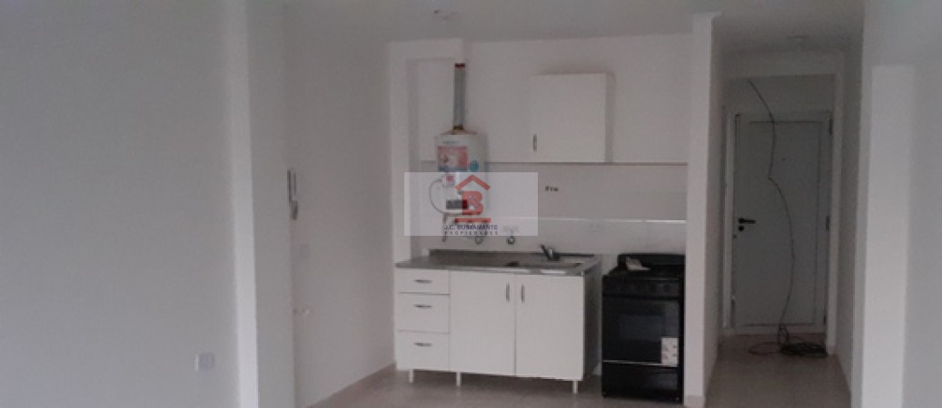 Alquiler Monoambiente calle Yrigoyen 128