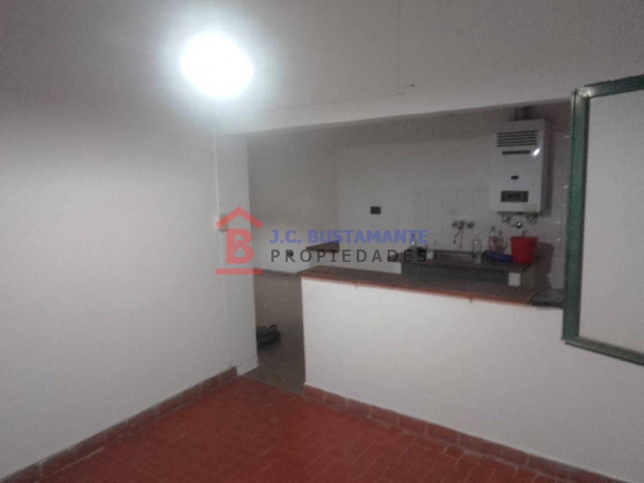 Alquiler Departamento Pna 13 calle 1er Mayo 