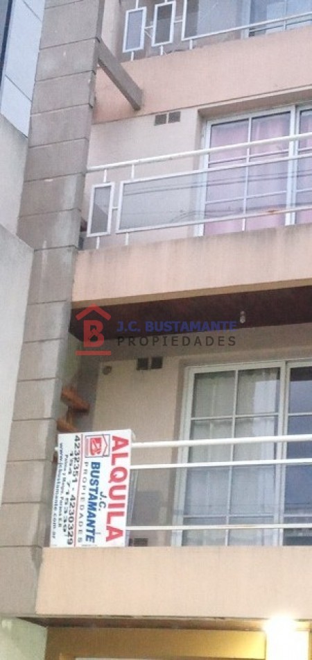 Alquiler Departamento calle Urquiza 679