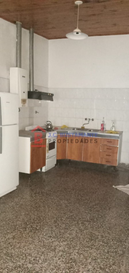 Alquiler casa Maipu 476