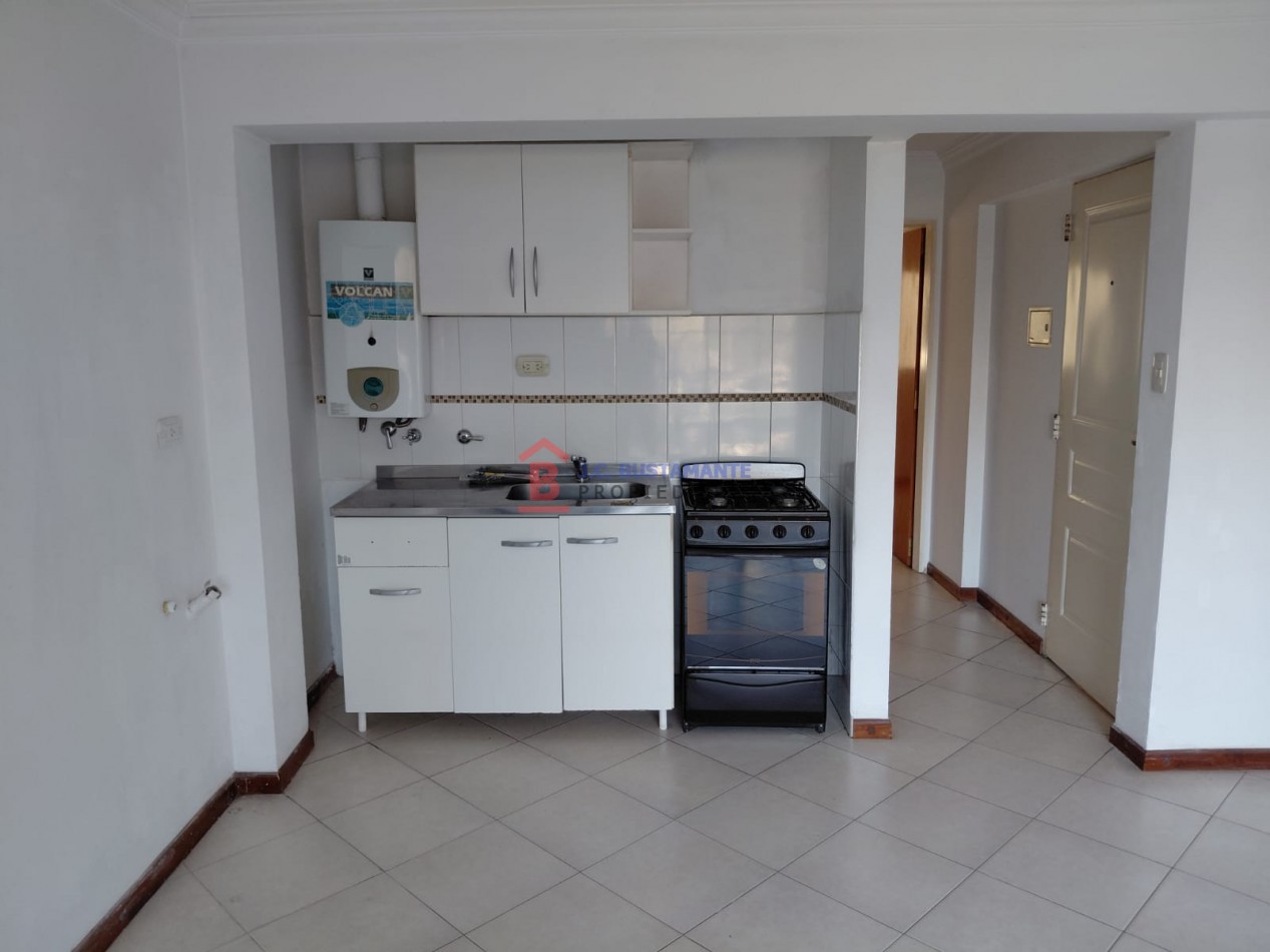 Alquiler Departamento calle Urquiza 679