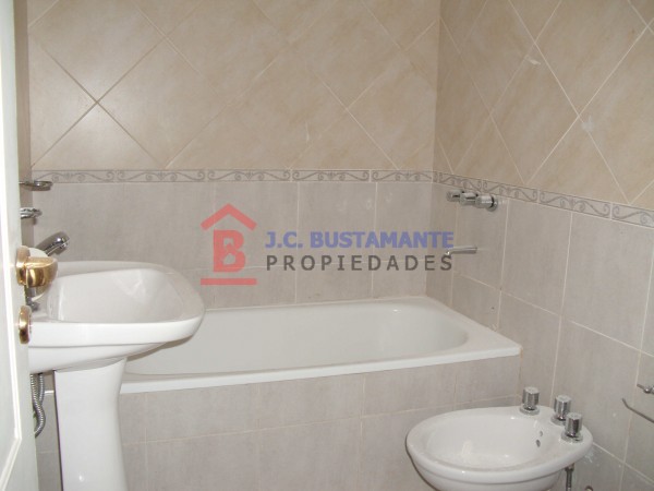 Alquiler Departamento calle Alameda de la Federacion  457