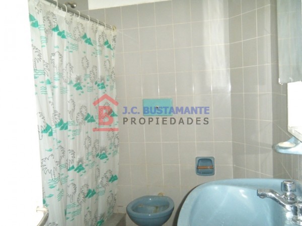 Alquiler Departamento  calle  Gualeguaychu 163