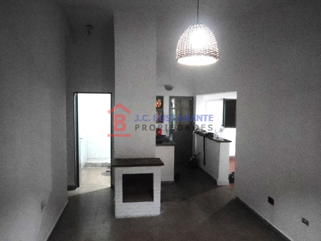 Alquiler Departamento Pna 13 calle 1er Mayo 