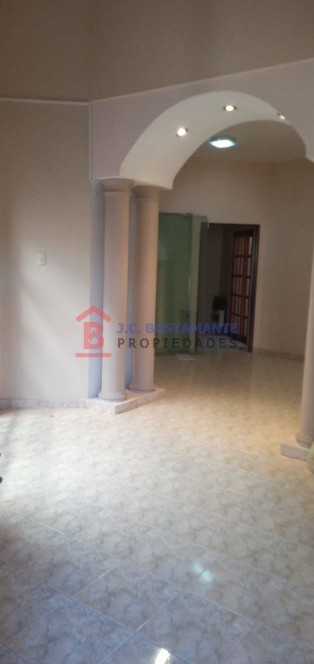 Venta Casa calle Maipu y P. Peron 
