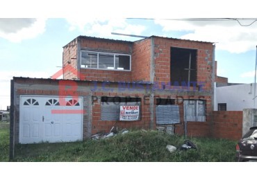 Venta casa a terminar en San Benito