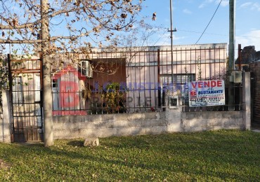 Venta Casa calle Vicente del Castillo 246