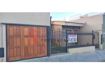 Venta Casa calle Maipu y P. Peron 